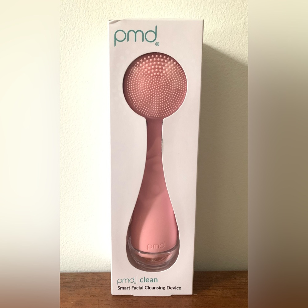 NEW PMD Smart Facial Cleansing Device - Rose Quartz - Silicone Brush Anti Aging